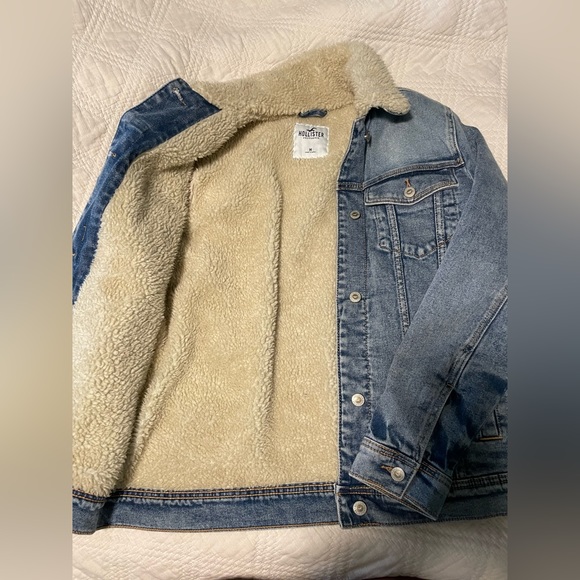 hollister sherpa jean jacket - Picture 2 of 3
